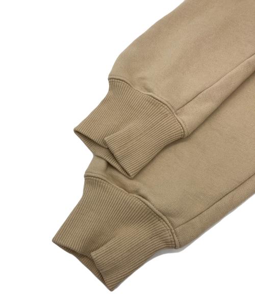 AMI Alexandre Mattiussi（アミアレクサンドルマテュッシ）AMI Alexandre Mattiussi (アミアレクサンドルマテュッシ) プルオーバーパーカー ベージュ サイズ:Ｍの古着・服飾アイテム