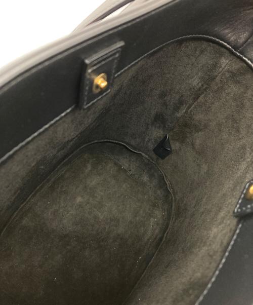 CELINE（セリーヌ）CELINE (セリーヌ) スモール バケット キュイル トリオンフ ブラックの古着・服飾アイテム