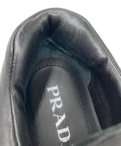 PRADA（プラダ）PRADA (プラダ) ロゴプレート パテッド ローファー ブラック サイズ:271/2の古着・服飾アイテム