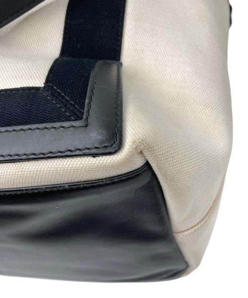 BALENCIAGA（バレンシアガ）BALENCIAGA (バレンシアガ) キャンバストートバッグ アイボリーの古着・服飾アイテム