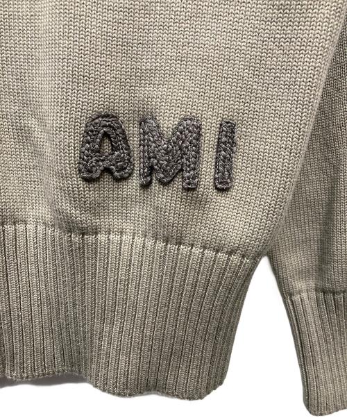 AMI Alexandre Mattiussi（アミアレクサンドルマテュッシ）AMI Alexandre Mattiussi (アミアレクサンドルマテュッシ) エンブロイダリー カーディガン ベージュ サイズ:Ｓの古着・服飾アイテム