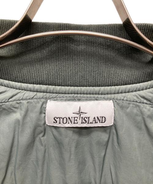 STONE ISLAND（ストーンアイランド）STONE ISLAND (ストーンアイランド) プリマロフトボンバージャケット オリーブ サイズ:Sの古着・服飾アイテム