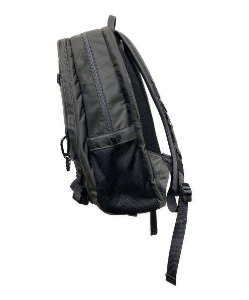 POTR（ピー・オー・ティー・アール）POTR (ピー・オー・ティー・アール) ライド デイパック/997-26857 グレーの古着・服飾アイテム