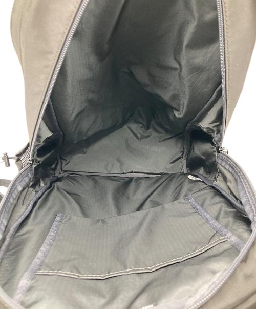 POTR（ピー・オー・ティー・アール）POTR (ピー・オー・ティー・アール) ライド デイパック/997-26857 グレーの古着・服飾アイテム