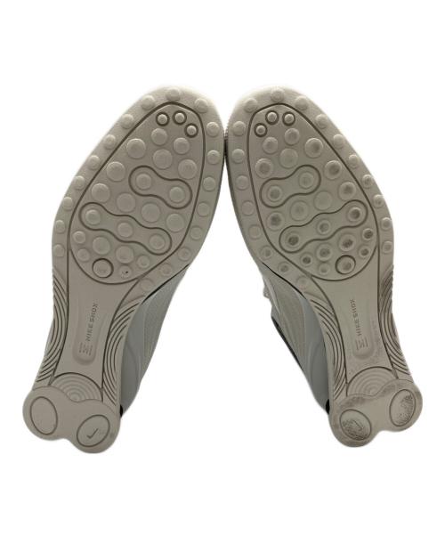 NIKE（ナイキ）NIKE (ナイキ) emmi (エミ) SHOX Z/HQ7540-004 グレー サイズ:25.5cm 未使用品の古着・服飾アイテム