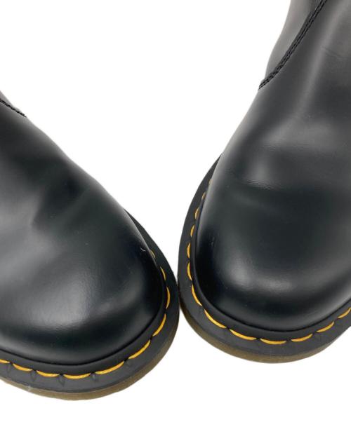 Dr.Martens（ドクターマーチン）Dr.Martens (ドクターマーチン) YELLOW STITCH サイドゴア チェルシーブーツ ブラック サイズ:UK7の古着・服飾アイテム