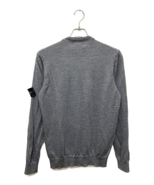 STONE ISLAND（ストーンアイランド）STONE ISLAND (ストーンアイランド) LIGHT RWS PURE WOOLニット グレー サイズ:Ｍの古着・服飾アイテム
