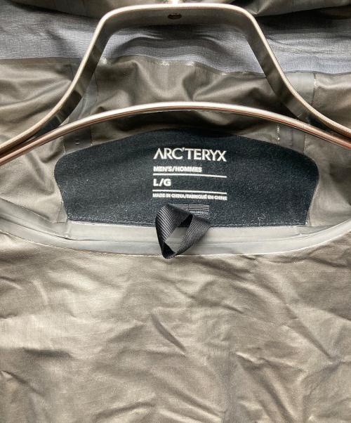 ARC'TERYX（アークテリクス）ARC'TERYX (アークテリクス) ZETA SL JACKET/21776 グレー サイズ:Ｌの古着・服飾アイテム