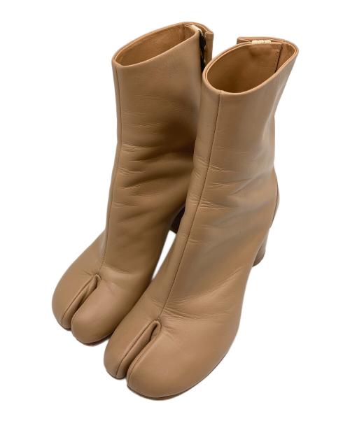 Maison Margiela（メゾンマルジェラ）Maison Margiela (メゾンマルジェラ) Tabiブーツ ベージュ サイズ:37の古着・服飾アイテム