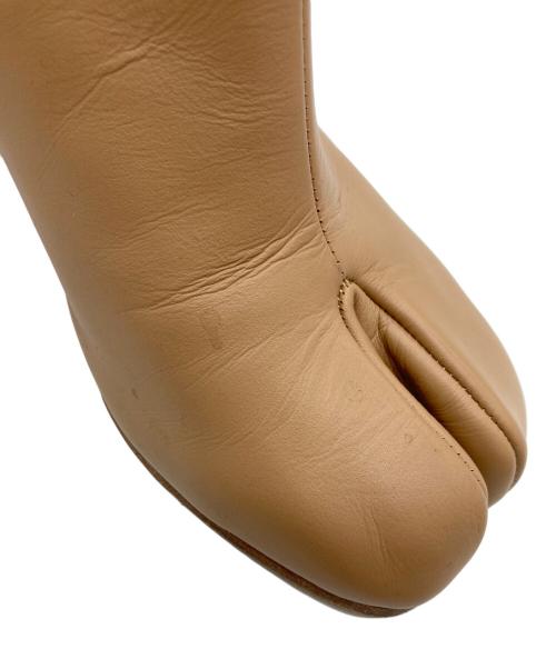Maison Margiela（メゾンマルジェラ）Maison Margiela (メゾンマルジェラ) Tabiブーツ ベージュ サイズ:37の古着・服飾アイテム