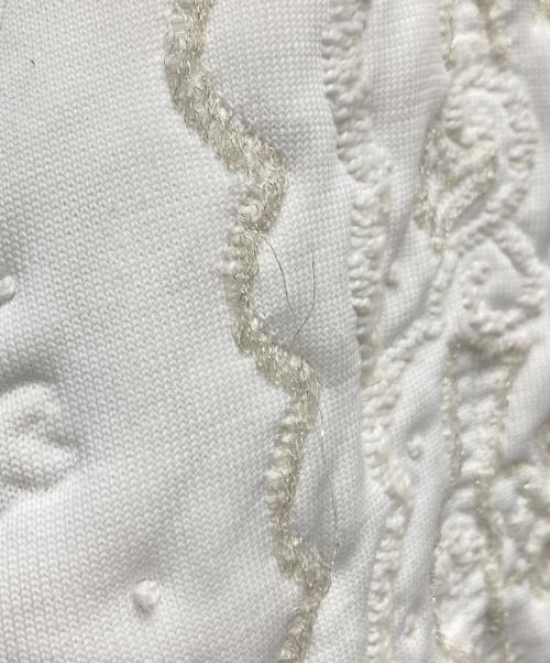 TAO COMME des GARCONS（タオ コムデギャルソン）TAO COMME des GARCONS (タオ コムデギャルソン) 立体刺繍バックオープンS/Sスウェット/TI-N008 ホワイト サイズ:Ｍの古着・服飾アイテム