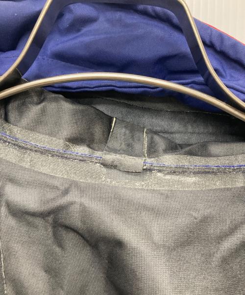 Berghaus（バーグハウス）Berghaus (バーグハウス) マウンテンパーカー ブルー サイズ:XLの古着・服飾アイテム