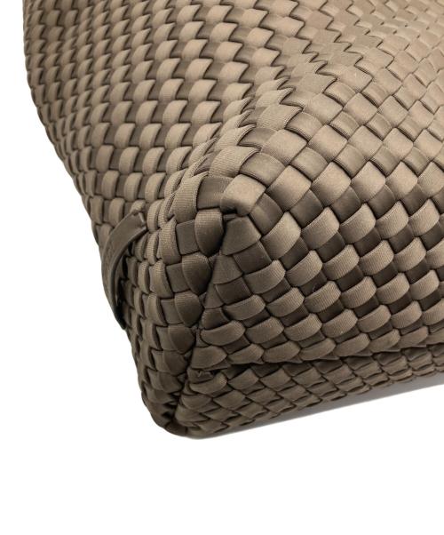 NAGHEDI（ナゲディ）NAGHEDI (ナゲディ) NOMAD LARGE HOBO ベージュの古着・服飾アイテム