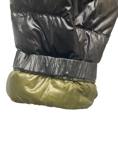 MONCLER（モンクレール）MONCLER (モンクレール) DOMINIC ダウン ジャケット/210914198205 ブラック×カーキ サイズ:１の古着・服飾アイテム