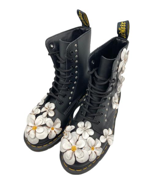Dr.Martens（ドクターマーチン）Dr.Martens (ドクターマーチン) フラワーアップリケ8ホールブーツ ブラック サイズ:23.5cmの古着・服飾アイテム