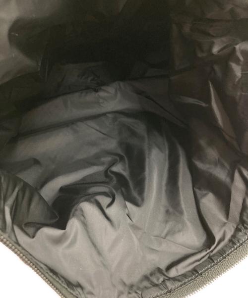 PRADA（プラダ）PRADA (プラダ) アロハ柄ナイロントートバッグ ブラックの古着・服飾アイテム