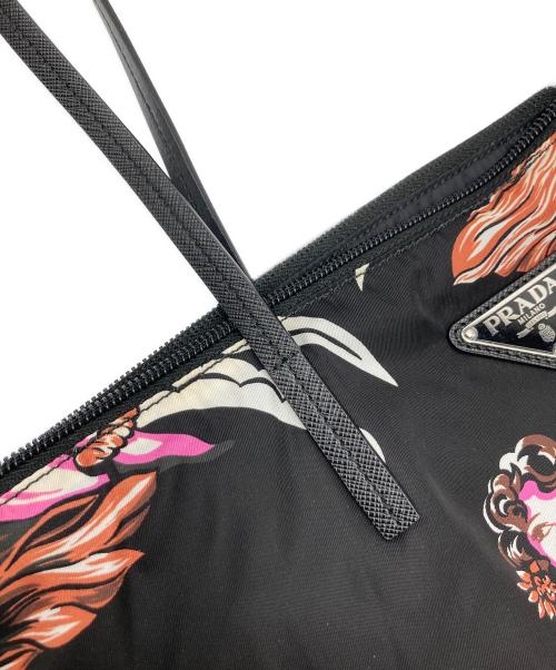 PRADA（プラダ）PRADA (プラダ) アロハ柄ナイロントートバッグ ブラックの古着・服飾アイテム