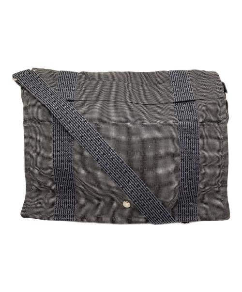 HERMES（エルメス）HERMES (エルメス) バサスMM グレーの古着・服飾アイテム