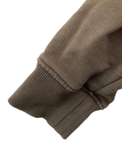 AMI Alexandre Mattiussi（アミアレクサンドルマテュッシ）AMI Alexandre Mattiussi (アミアレクサンドルマテュッシ) クルーネックスウェット/USW035.730 ブラウン サイズ:Lの古着・服飾アイテム