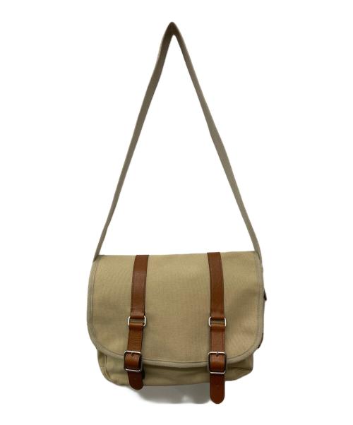 TOUT Y EST（トゥティエ）TOUT Y EST (トゥティエ) SAC BOUT SMALL カーキの古着・服飾アイテム