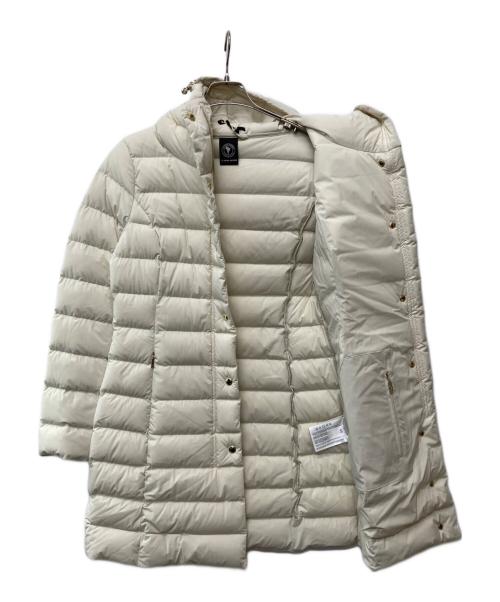 CAPE HORN（ケープホーン）CAPE HORN (ケープホーン) SANTACRUZ ダウンコート/	52570 23FW ホワイト サイズ:44 未使用品の古着・服飾アイテム