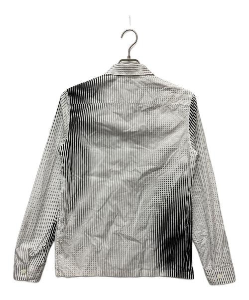 PRADA（プラダ）PRADA (プラダ) ストライプジップアップシャツ/UCN330 S211 ホワイト サイズ:XSの古着・服飾アイテム