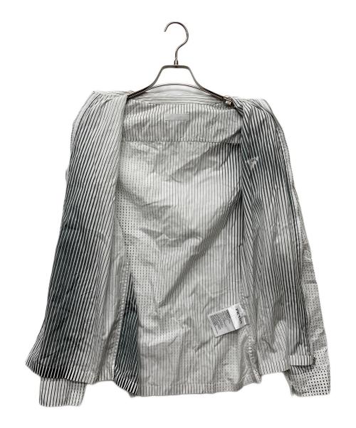 PRADA（プラダ）PRADA (プラダ) ストライプジップアップシャツ/UCN330 S211 ホワイト サイズ:XSの古着・服飾アイテム