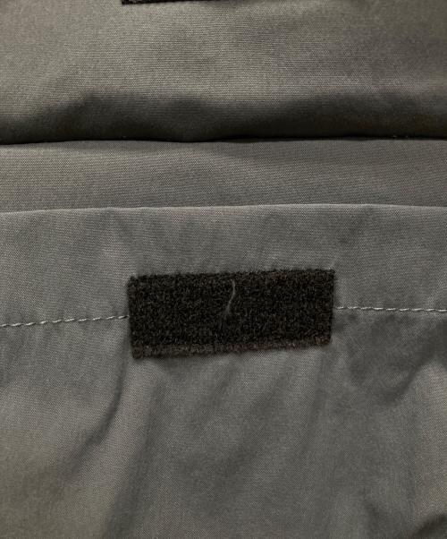 Aape BY A BATHING APE（エーエイプ バイ アベイシングエイプ）Aape BY A BATHING APE (エーエイプ バイ アベイシングエイプ) ポケットコーチジャケット/AAPSTM8372XXG グレー サイズ:Ｌの古着・服飾アイテム