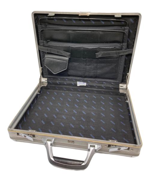 RIMOWA（リモワ）RIMOWA (リモワ) アタッシュケース シルバーの古着・服飾アイテム