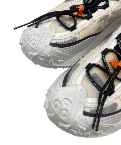 NIKE（ナイキ）NIKE (ナイキ) ACG Mountain Fly 2 Low/DV7903-001 ホワイト サイズ:26cmの古着・服飾アイテム