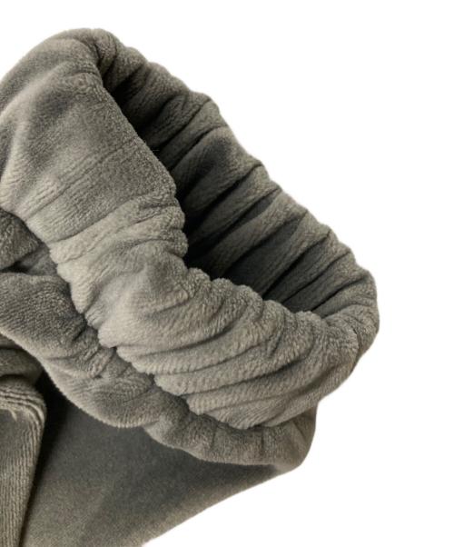 adidas（アディダス）adidas (アディダス) ベルベット オーバーサイズ トラックトップ/IT9403 グレー サイズ:J XLの古着・服飾アイテム