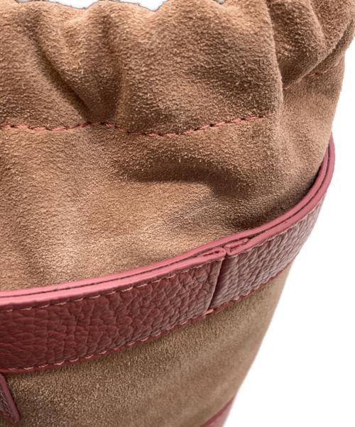 IACUCCI（イアクッチ）IACUCCI (イアクッチ) スエードショルダーバック ピンクの古着・服飾アイテム