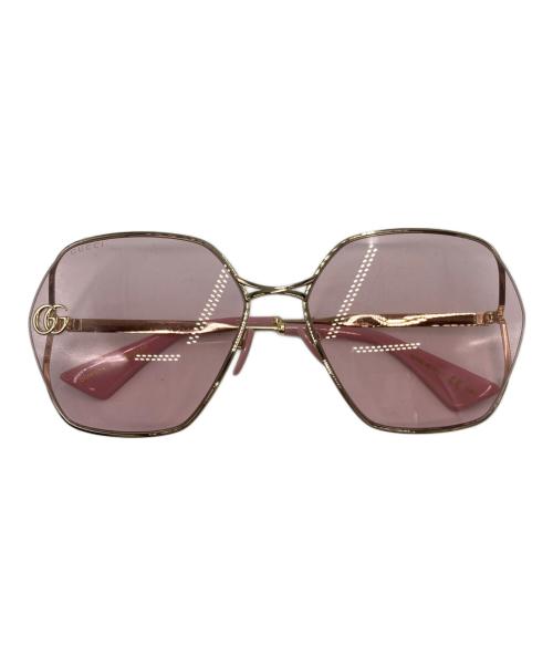 GUCCI（グッチ）GUCCI (グッチ) サングラス/GG0818SA/Thin Gold TONE METAL Graphic Oversize  ピンク サイズ:63□17-140の古着・服飾アイテム