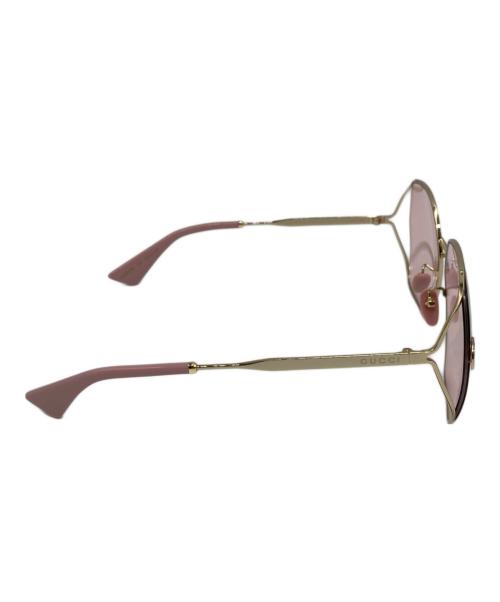 GUCCI（グッチ）GUCCI (グッチ) サングラス/GG0818SA/Thin Gold TONE METAL Graphic Oversize  ピンク サイズ:63□17-140の古着・服飾アイテム