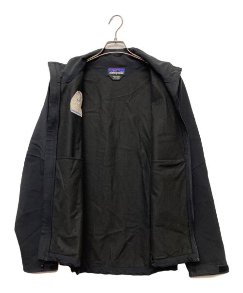 Patagonia（パタゴニア）Patagonia (パタゴニア) ソフトシェルジャケット/83525FA19 ブラック サイズ:Mの古着・服飾アイテム
