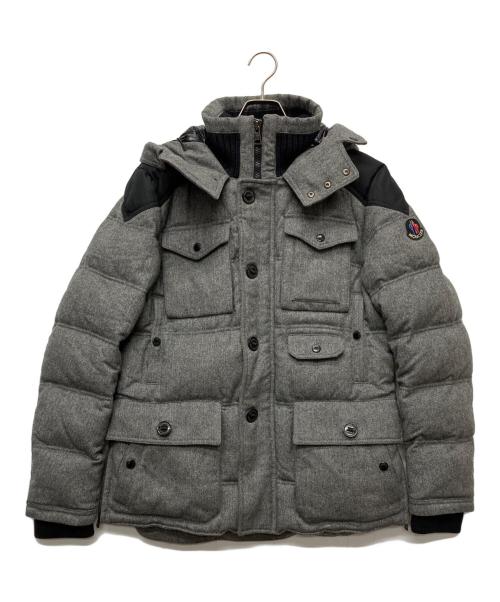 MONCLER（モンクレール）MONCLER (モンクレール) HUGO ダウンジャケット グレー サイズ:３の古着・服飾アイテム
