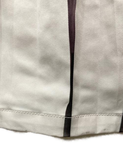RIM.ARK（リムアーク）RIM.ARK (リムアーク) Movement pleats SK ベージュ サイズ:38の古着・服飾アイテム