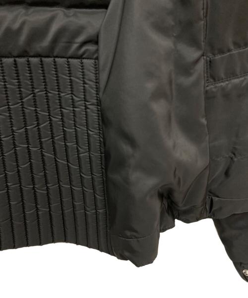 PRADA（プラダ）PRADA (プラダ) トライアングルロゴフーデッドダウンジャケット ブラック サイズ:40の古着・服飾アイテム