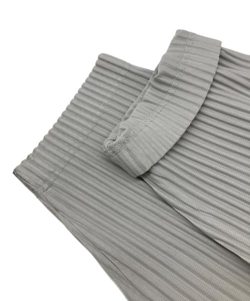 HOMME PLISSE ISSEY MIYAKE（オム プリッセ イッセイ ミヤケ）HOMME PLISSE ISSEY MIYAKE (オム プリッセ イッセイ ミヤケ) プリーツパンツ/HP55JF351 グレー サイズ:Ｓの古着・服飾アイテム