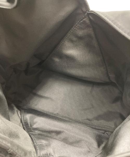 Risley（リズレー）Risley (リズレー) OUTDOOR (アウトドア) miniトライアングルフリルバッグ ブラックの古着・服飾アイテム