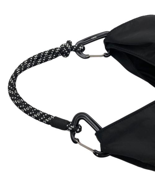 Risley（リズレー）Risley (リズレー) OUTDOOR (アウトドア) miniトライアングルフリルバッグ ブラックの古着・服飾アイテム