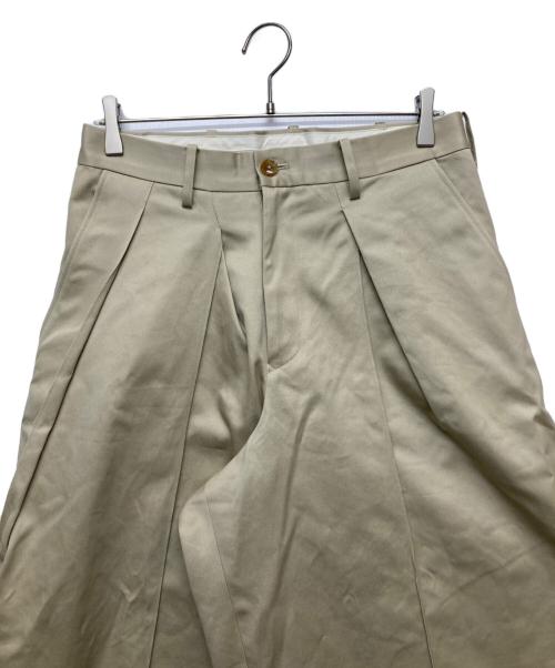 KHOKI（コッキ）KHOKI (コッキ) Pleat-design pantsタックパンツ/	25ss-p-04 ベージュ サイズ:1の古着・服飾アイテム