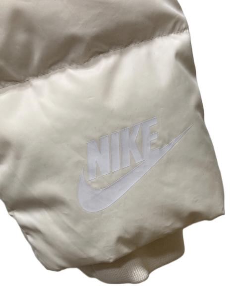 NIKE（ナイキ）NIKE (ナイキ) DOWN-FILL WOMEN'S PARKA/AH8695-030 ホワイト サイズ:Ｍの古着・服飾アイテム