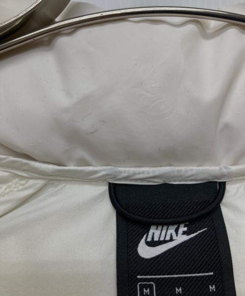 NIKE（ナイキ）NIKE (ナイキ) DOWN-FILL WOMEN'S PARKA/AH8695-030 ホワイト サイズ:Ｍの古着・服飾アイテム