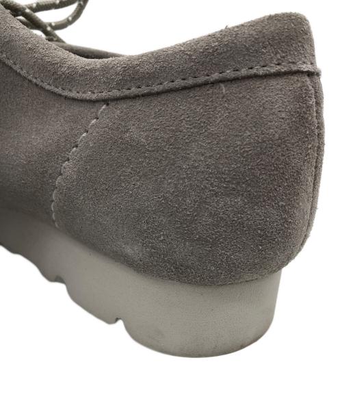 CLARKS（クラークス）CLARKS (クラークス) COSTS (コスツ) Wallabee Boot/26184931 グレー サイズ:UKE8 1/2G　の古着・服飾アイテム