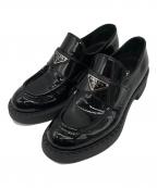 PRADAプラダ）の古着「トライアングルロゴ ローファー/1D329N」｜ブラック