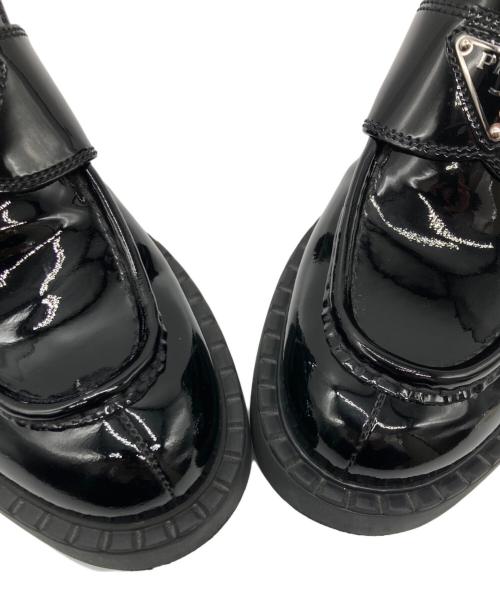 PRADA（プラダ）PRADA (プラダ) トライアングルロゴ ローファー/1D329N ブラック サイズ:361/2の古着・服飾アイテム