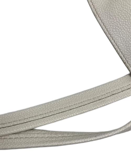 CELINE（セリーヌ）CELINE (セリーヌ) スモールカバファントム/176023 ホワイトの古着・服飾アイテム