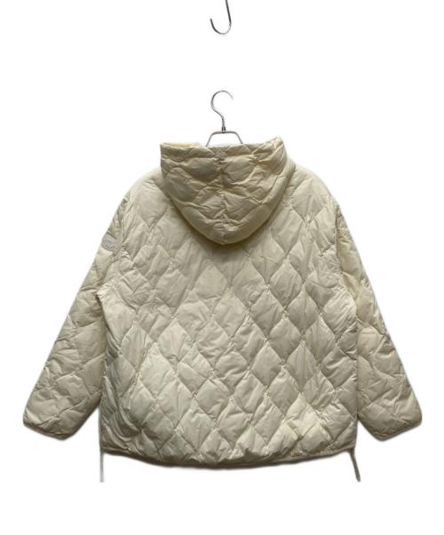 emmi（エミ）emmi (エミ) TAION (タイオン) キルティングダウンコート アイボリー サイズ:3の古着・服飾アイテム