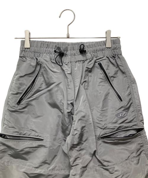 DIESEL（ディーゼル）DIESEL (ディーゼル) WINDALナイロンパンツ シルバー サイズ:38の古着・服飾アイテム